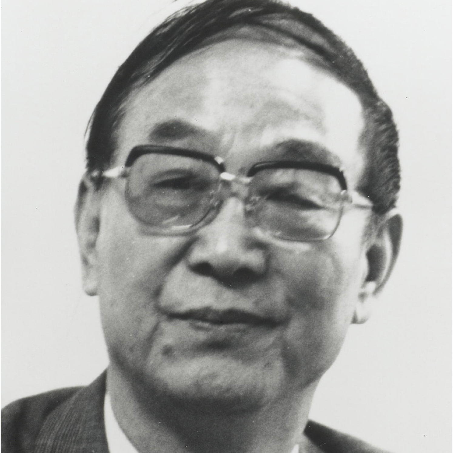 Prof. Qu Geping